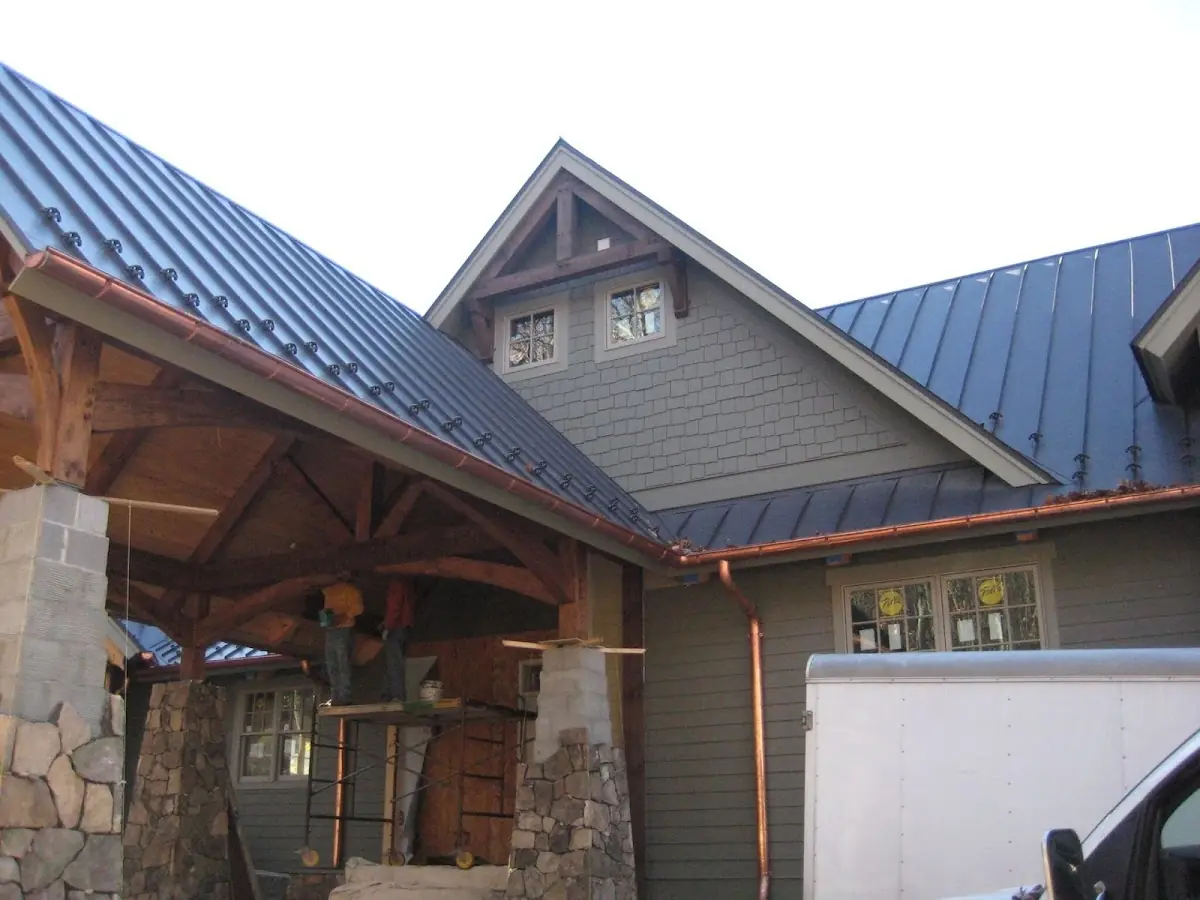 Craftsman Roofing team delivering quality roofing work in Davidson
